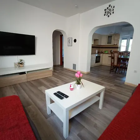 Noel Apartment *